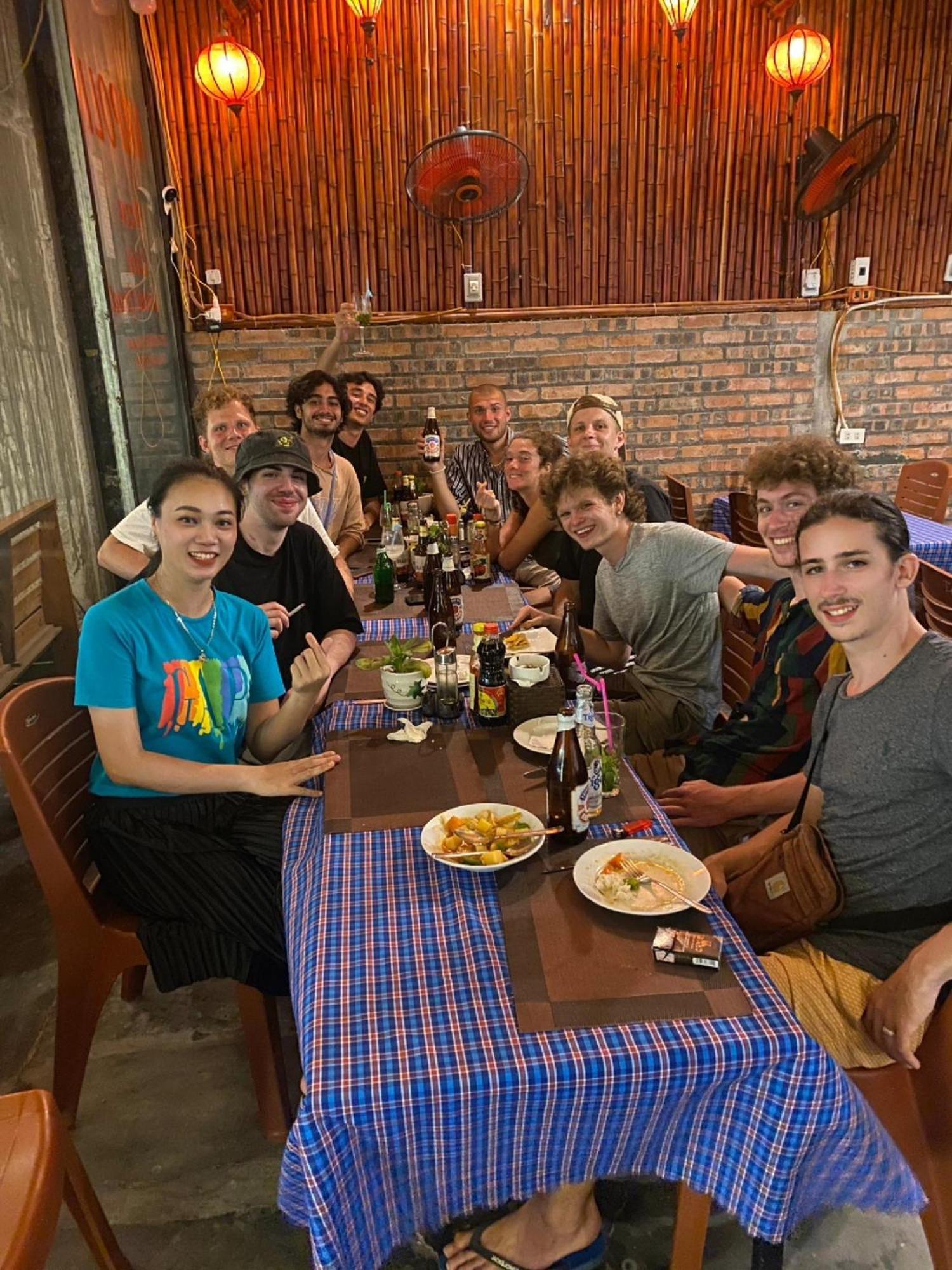 Napoli Hostel Chan Chau Экстерьер фото